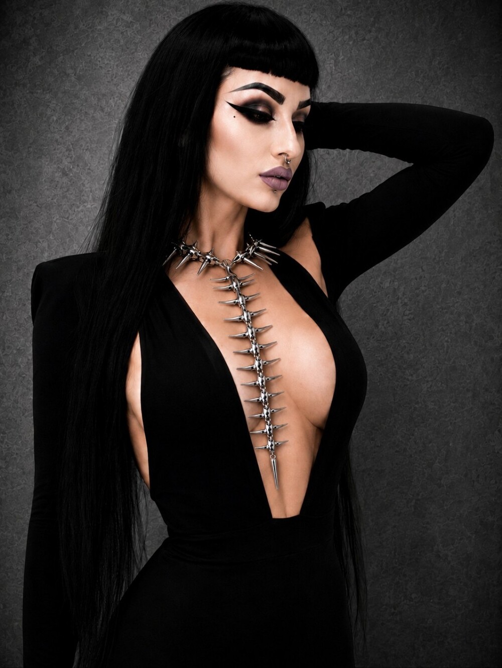 💋SILVER SPINE SPIKED NECKLACE!!!
